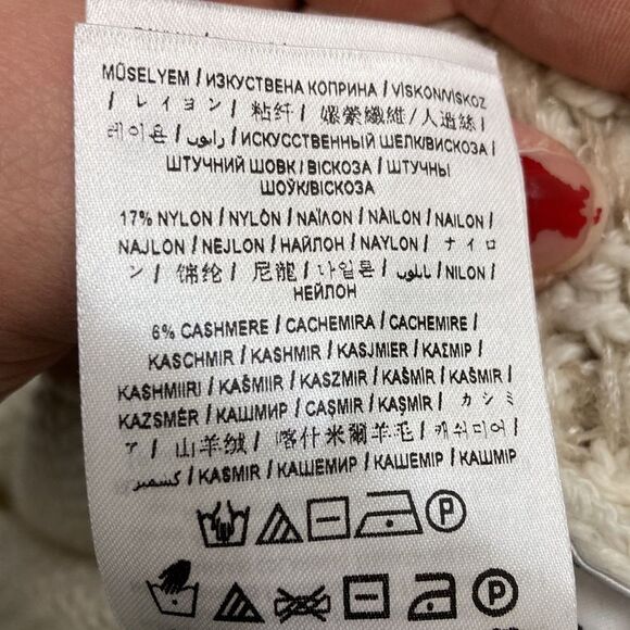 Vintage Y2K Guess Cream‎ Knit Asymmetrical Turtleneck Vintage Sweater XS - Picture 13 of 13